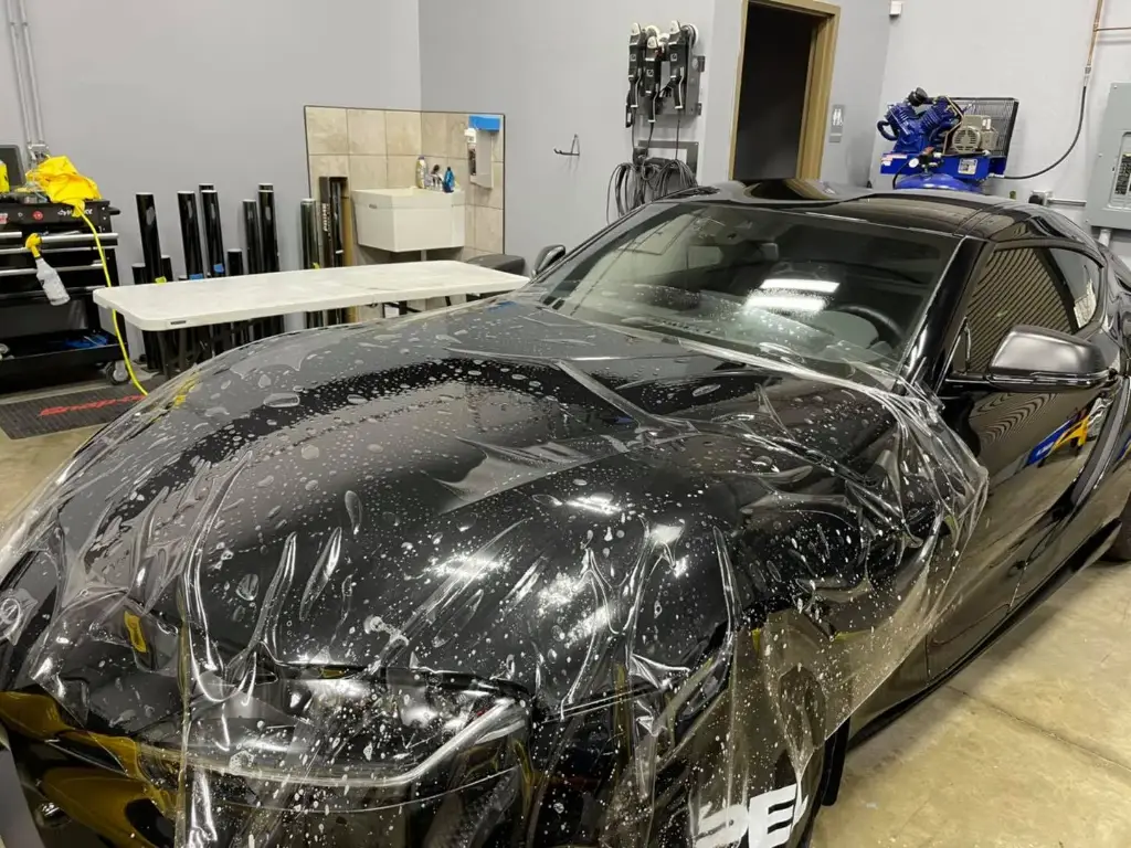 автомобильная самоклеящаяся пленка